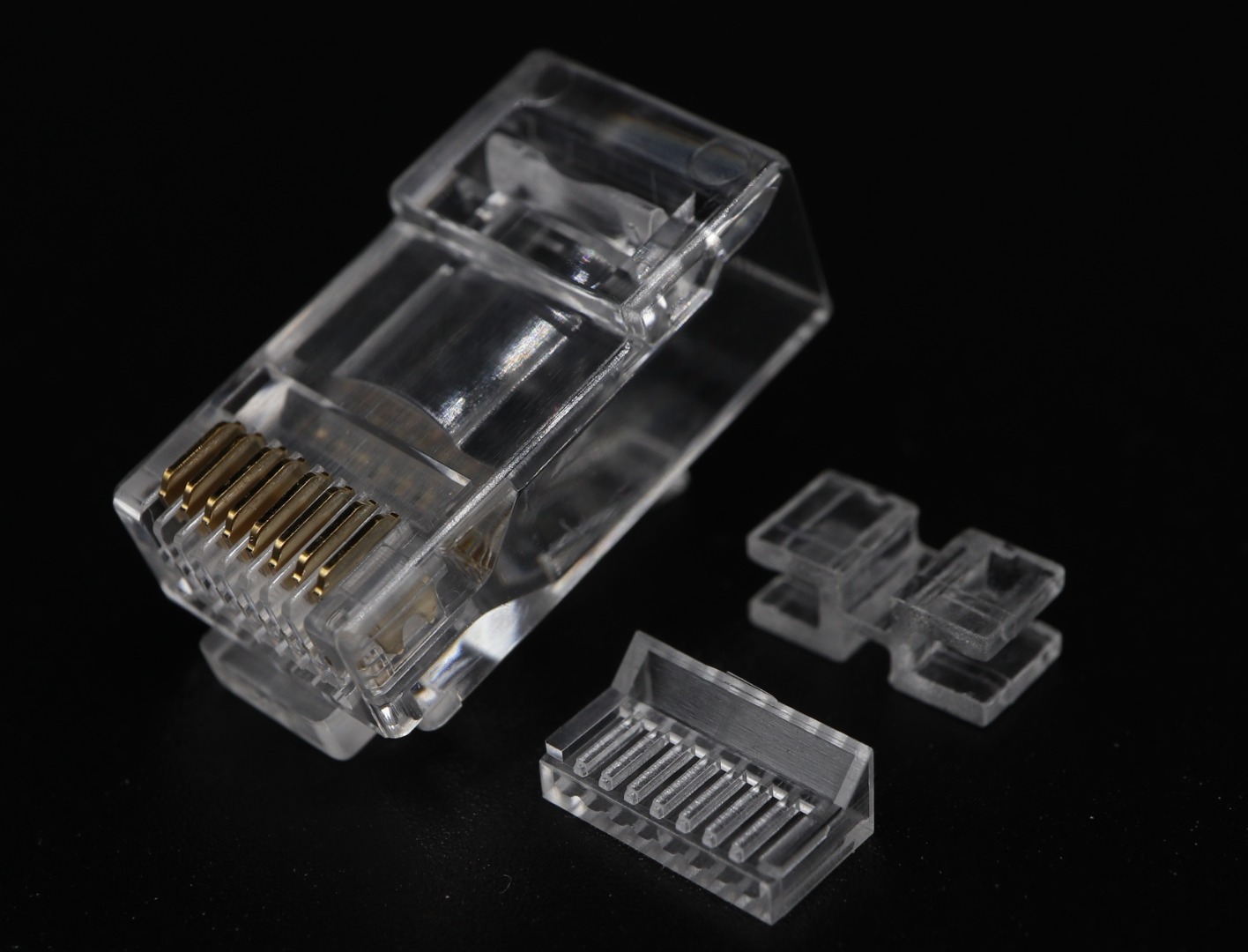 P8-039-8 RJ45 Modular Plug Cat.6 8P8C-2R-V with divider and opened load bar UTP